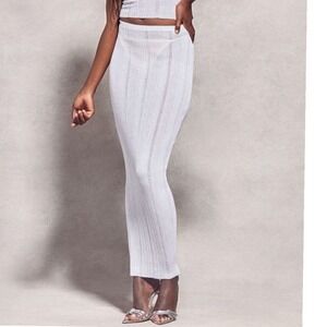 PrettyLittleThing‎ Naomi Campbell White Ribbed Knit Maxi Skirt Size M NWT
